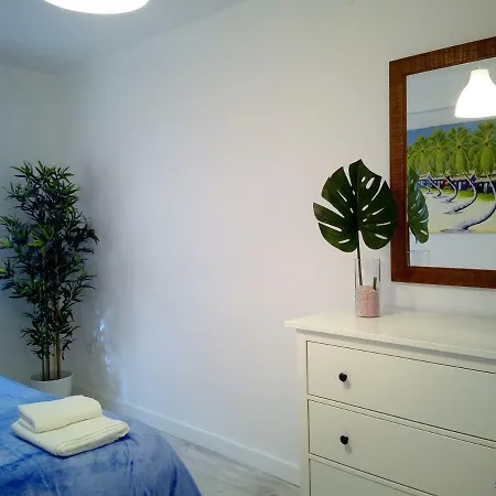 Mar Y Playa Boliches * פואנגירולה